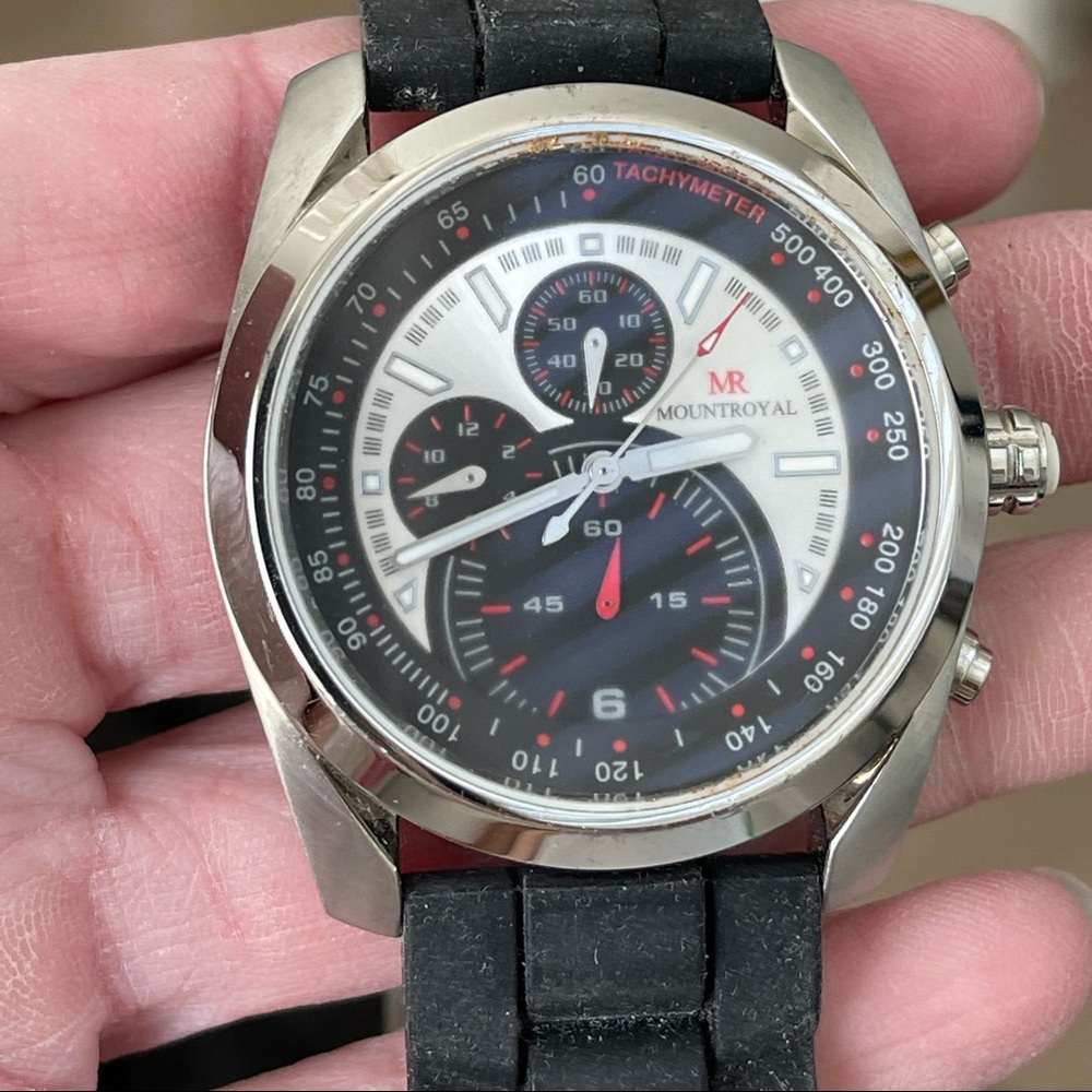 Mount Royal watch without box. Needs repair / battery.